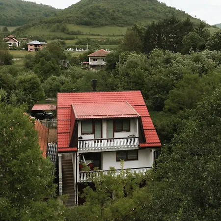 Nanki's Nyaraló